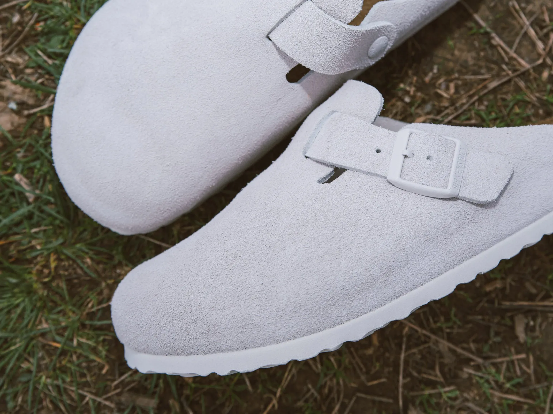 Birkenstock Boston Soft Footbed 'Antique White'