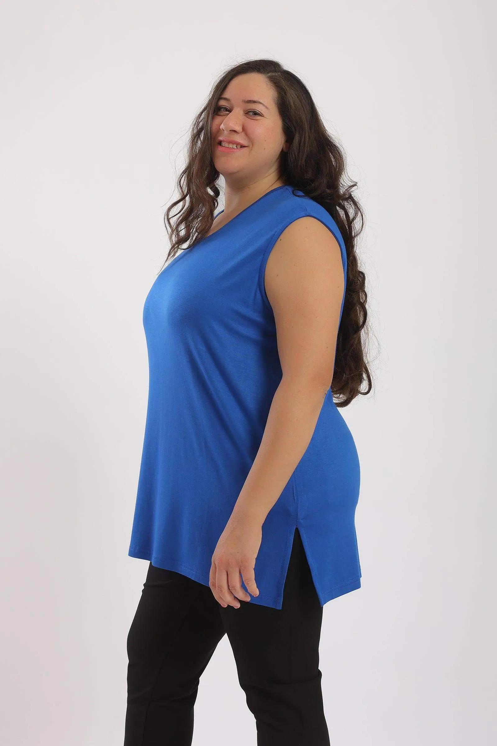 Lounge Top with Side Slits